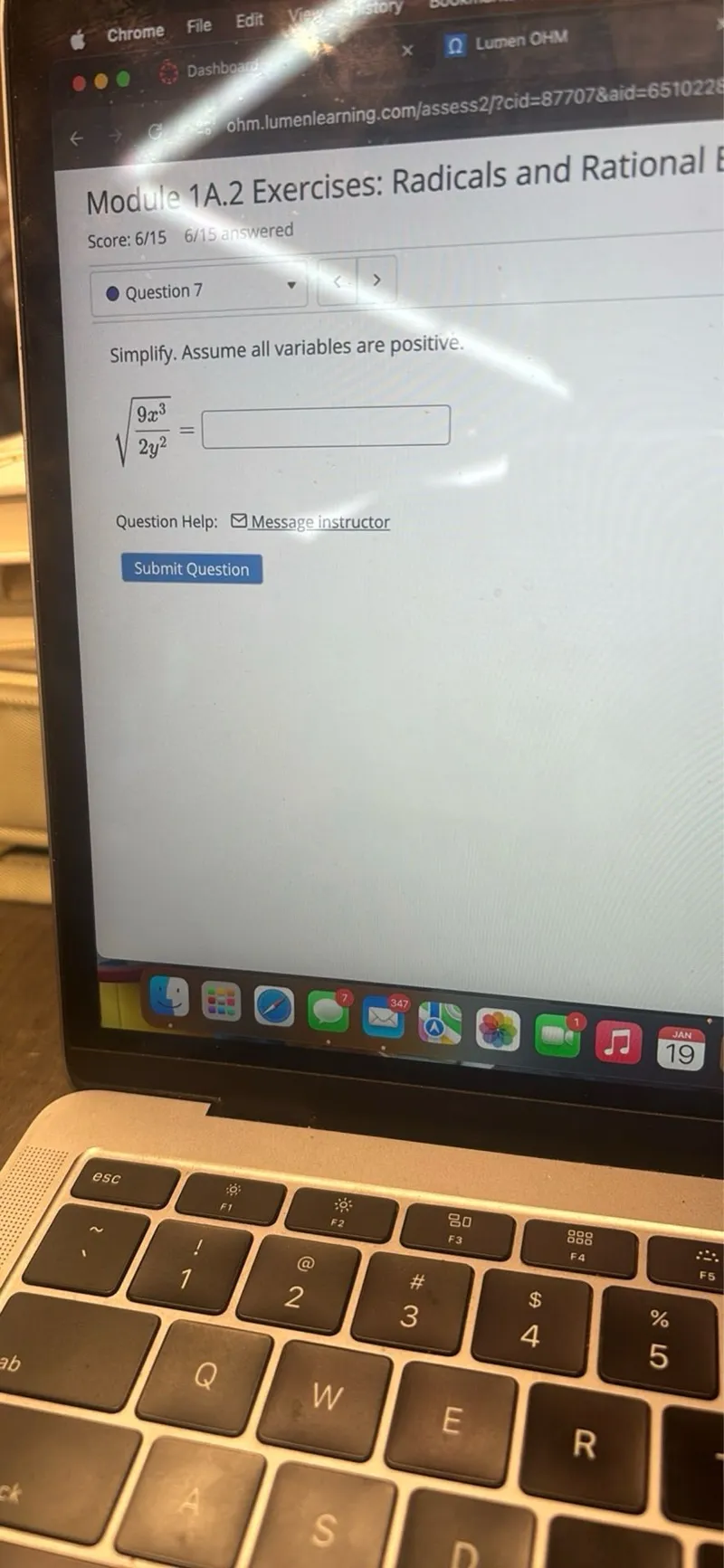 Simplify. Assume all variables are positive.
[
sqrtfrac9 x^32 y^2=
]